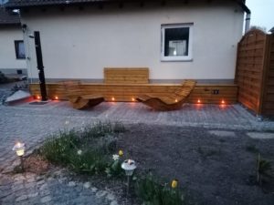 Chill-out-area - Wohlfühl-Oase aus Holz mit RGB LED Beleuchtung