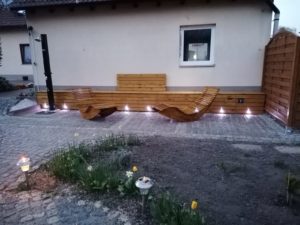 Chill-out-area - Wohlfühl-Oase aus Holz mit RGB LED Beleuchtung
